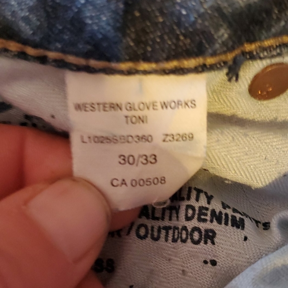 Distressed Silver Jeans - Picture 5 of 5